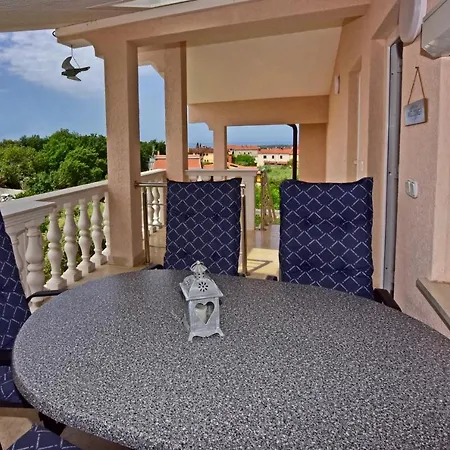 Elin Sofia Apartment *
