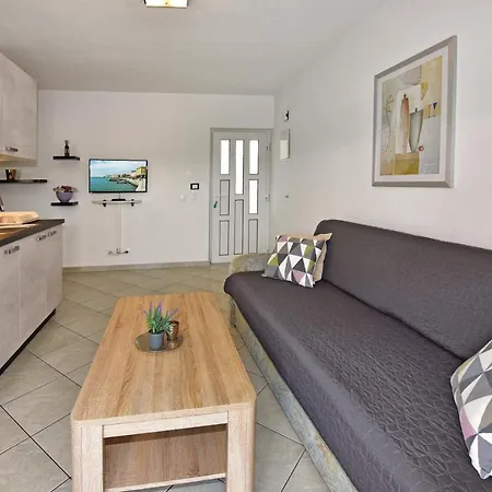 Apartment Elin Sofia Porec