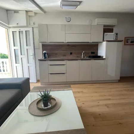 Elin Sofia Apartment *